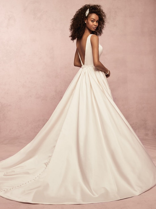 120618B / Sammie – Ava's Bridal Couture