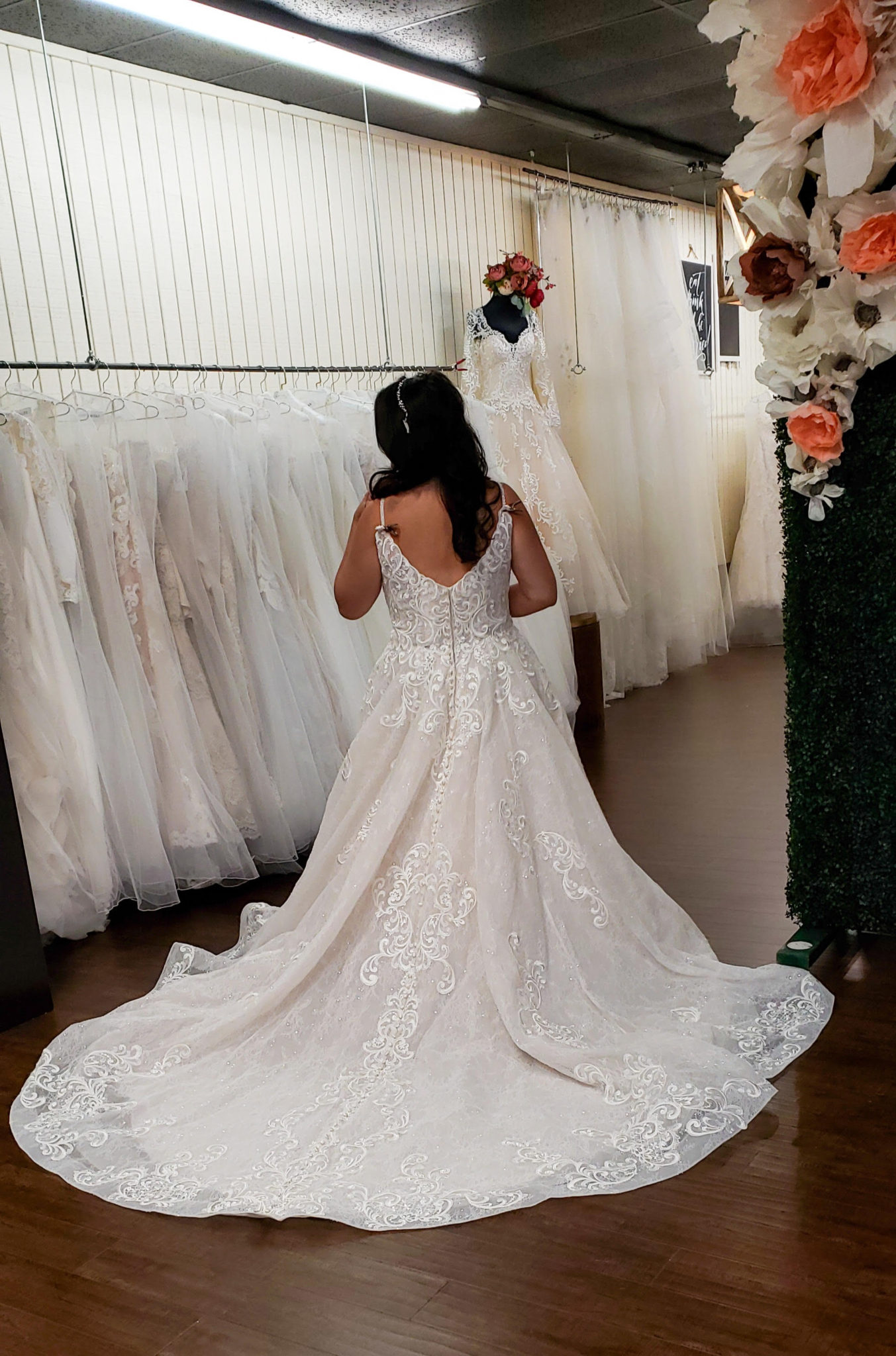 111119A / Audrey – Ava's Bridal Couture